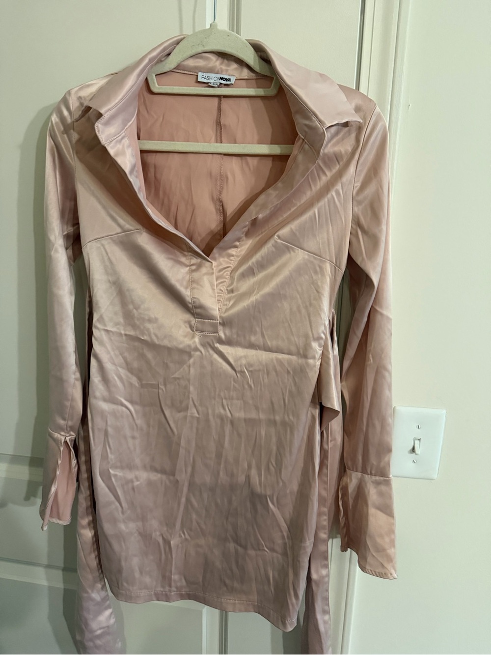 Fashion Nova Blush Satin V-Neck Long Sleeve Blouse